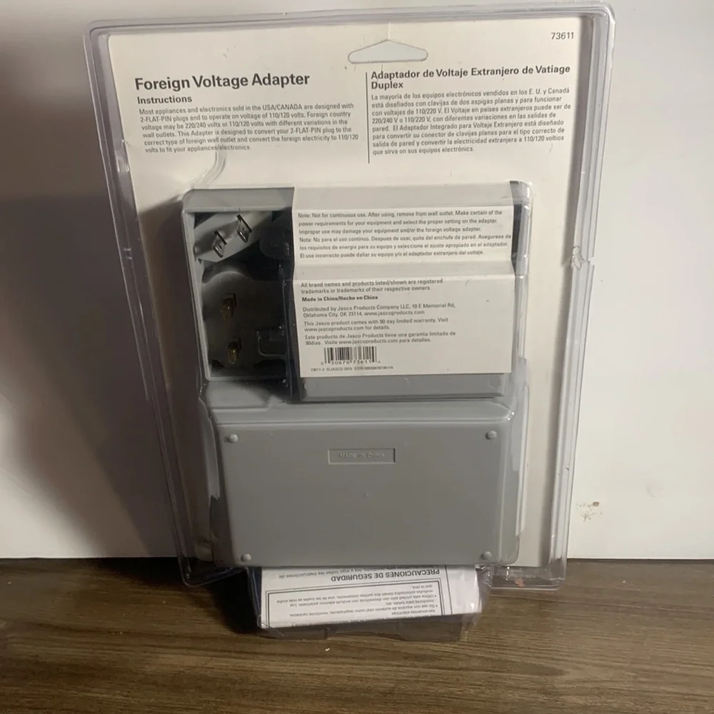 Foreign voltage adapter